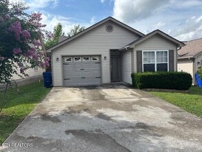 Building Photo - 1529 Sails Way