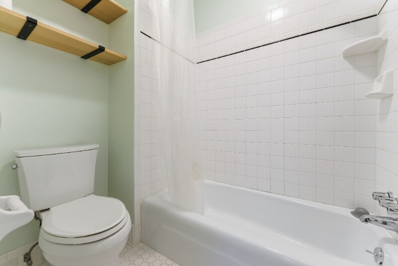 Building Photo - 210 73rd St