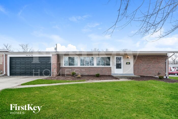Primary Photo - 2320 Palomino Ln