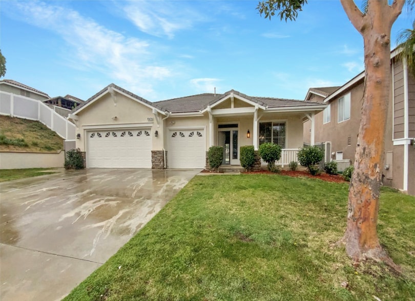 Building Photo - 27247 Coyote Mesa Dr