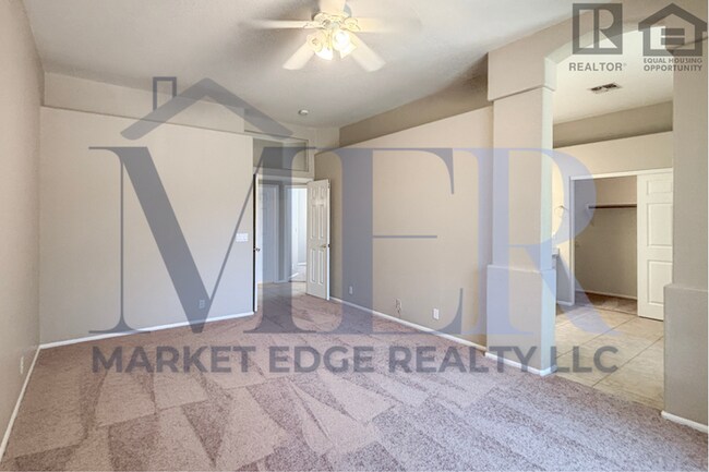 Building Photo - 3Bed/2Bath Home w/3 Car Gar at 59th Ave/Un...