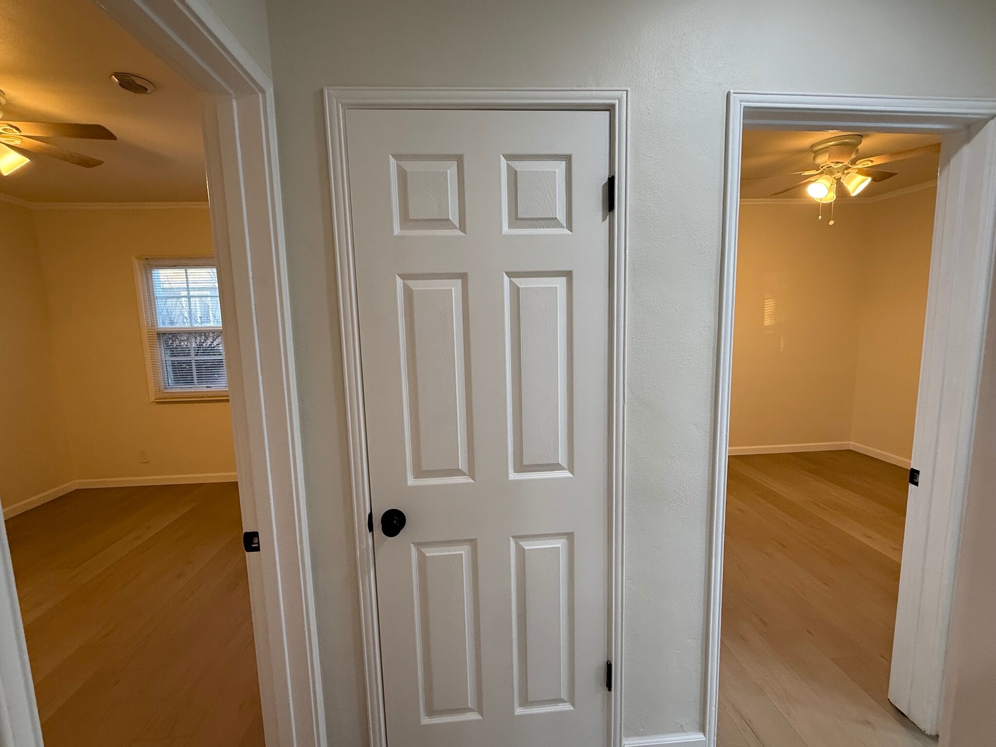 Building Photo - 6522 W 86th Pl