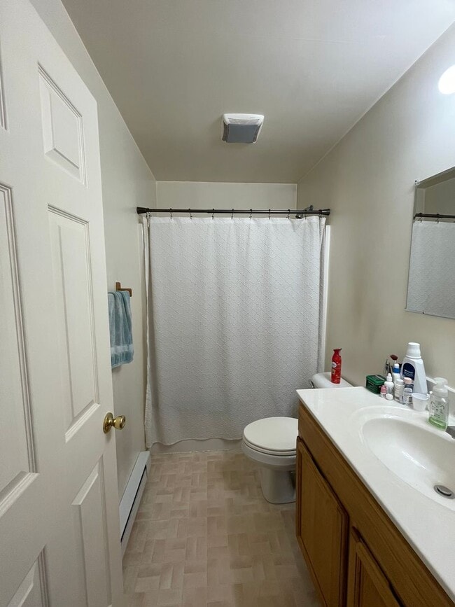 Building Photo - 2315 Layne St