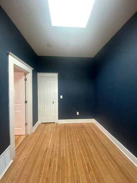 Main Bedroom - 1404 Knox Ct