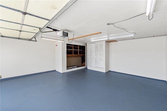 Building Photo - 6431 Brown Cir