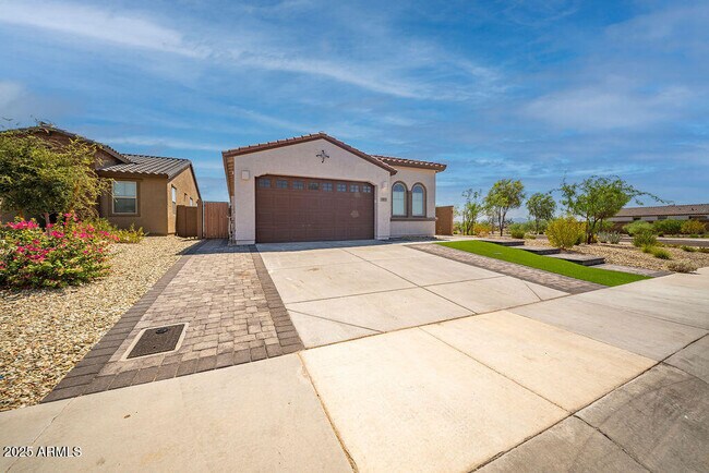 Building Photo - 4911 N 193rd Dr