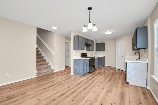 Building Photo - 21910 Willow Shade Ln