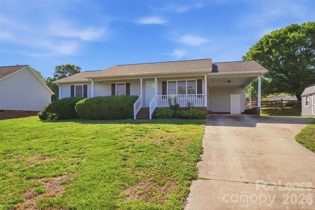 Building Photo - 1607 McFarland Dr