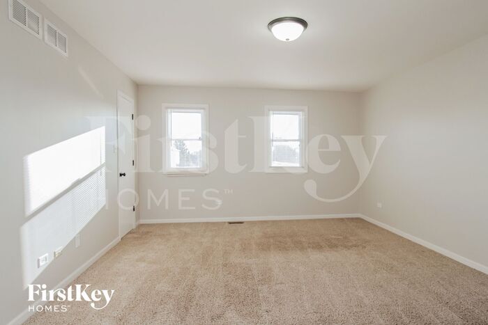 Building Photo - 1815 Cumberland Dr