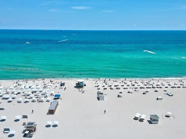 Building Photo - 100 Lincoln Rd