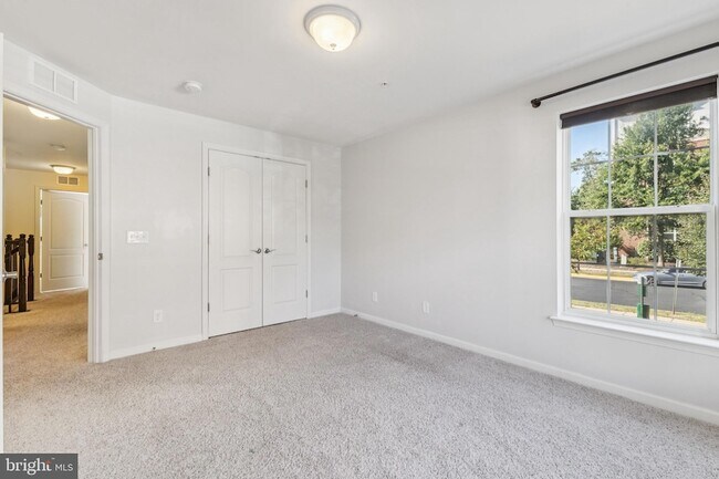 Building Photo - 15262 Torbay Way
