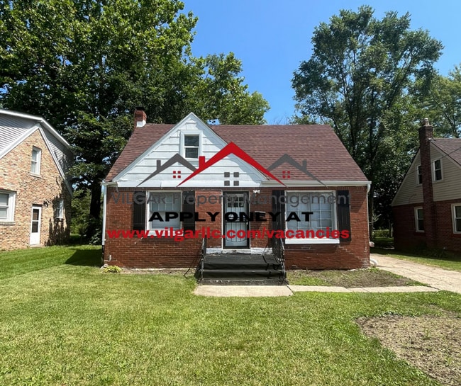Building Photo - Wow, what a home! This stunning 3 bedroom,...