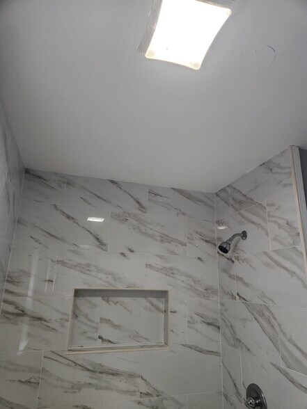 Building Photo - 55 Worrall Ave