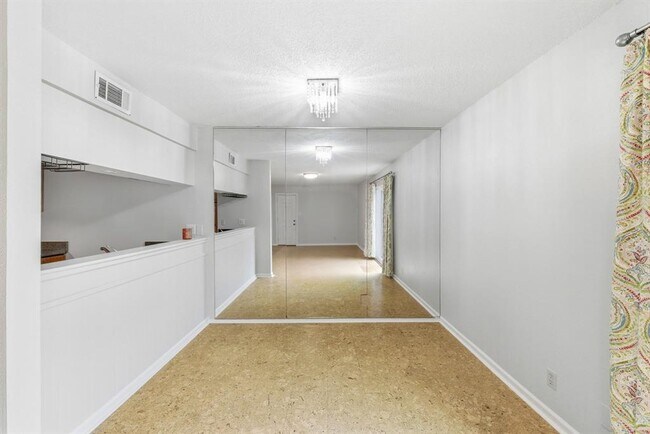 Building Photo - 7801 Shoal Creek Blvd