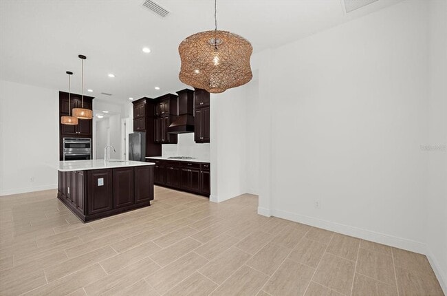 Building Photo - 13744 Old Creek Ct
