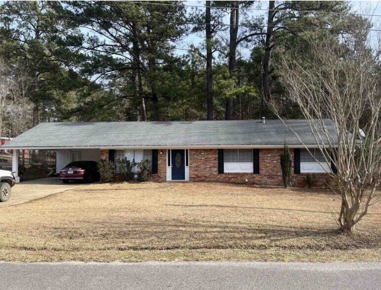 Building Photo - 5030 Shumate Rd