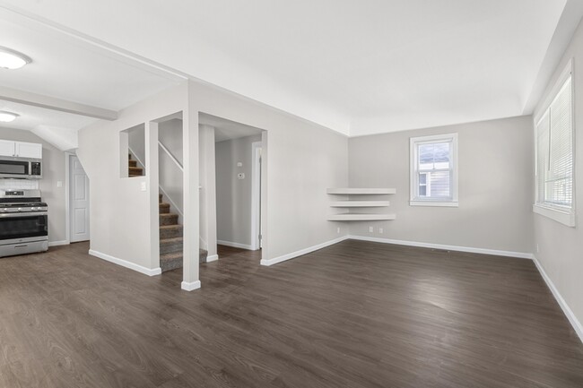 Building Photo - 1312 Pagel Ave