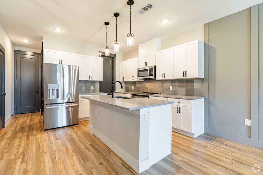 Virginia - 3BR, 2.5BA - 1,957SF - Kitchen - The Townhomes at Monticello