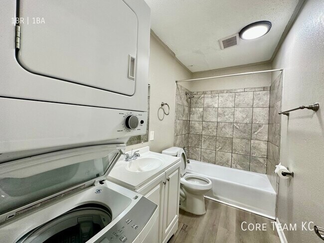 Building Photo - 3618 Warwick Blvd