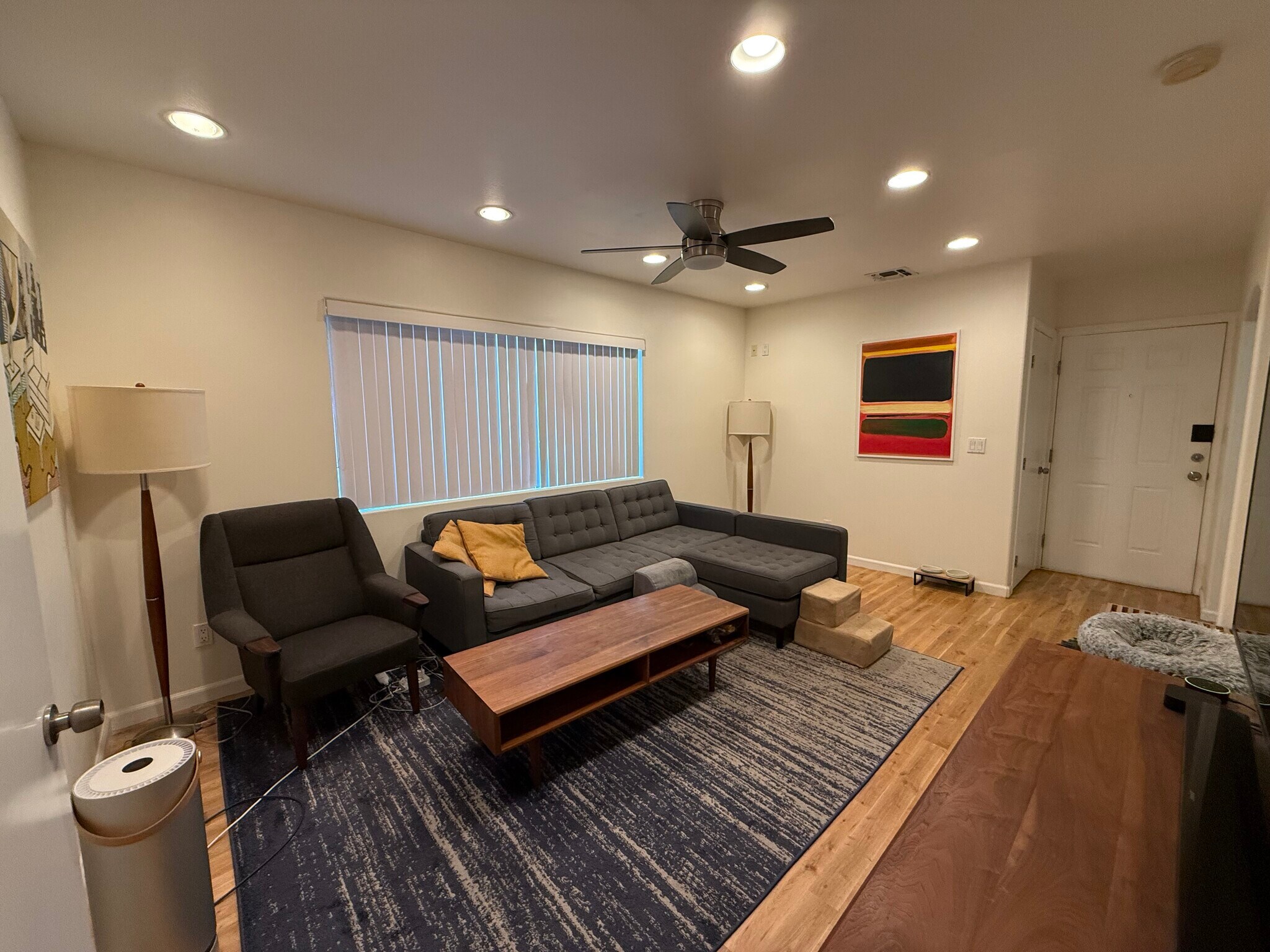 Building Photo - 4907 S Centinela Ave