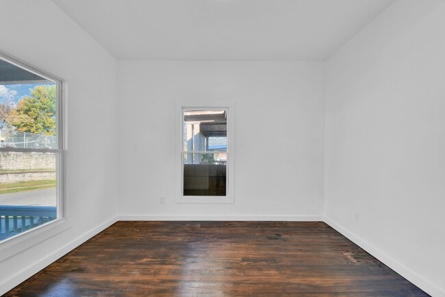 Building Photo - 109 N Denver Ave