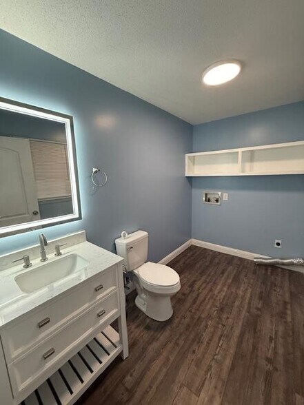 Building Photo - 763 Palmer Rd