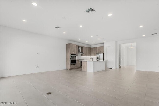 Building Photo - 20727 Fair Oak Ln