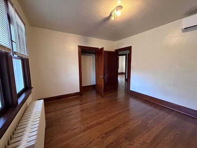 Building Photo - 2 Blocks from Grandin Village - Immaculate...
