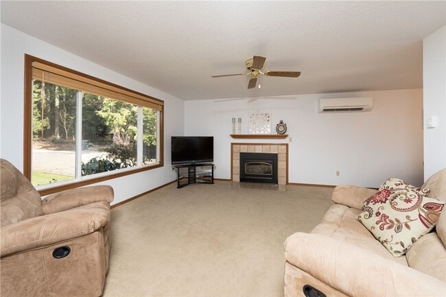 Building Photo - Charming 3BD/2BTH Rambler Home for Lease! Pet Friendly!