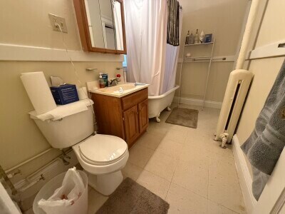 Building Photo - 83 Gordon St