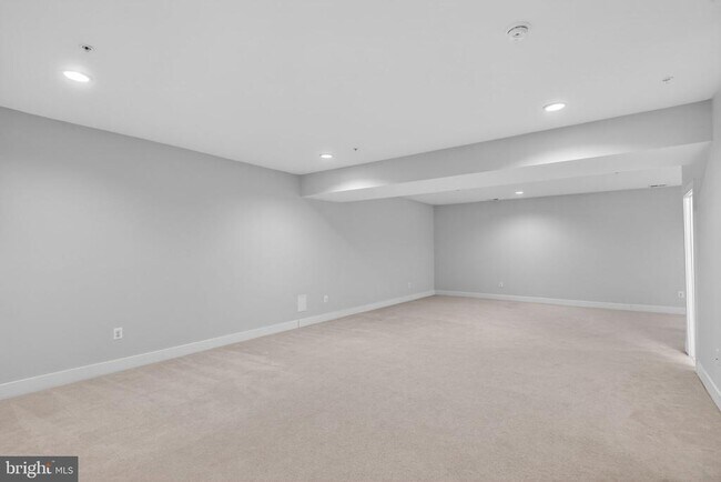 Building Photo - 11540 Iager Blvd