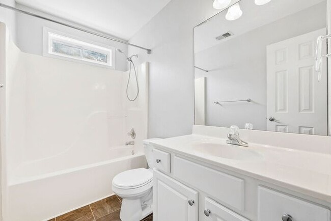 Building Photo - 3485 Maple Terrace Dr