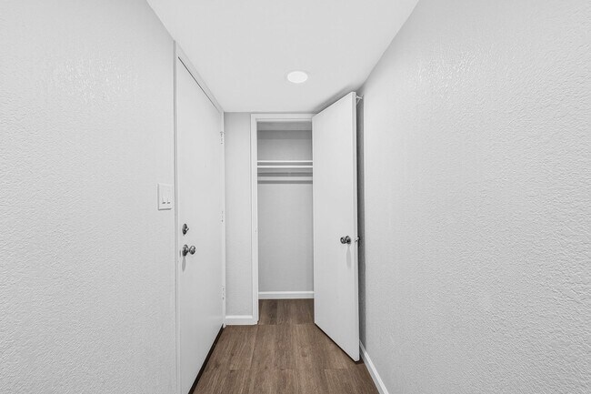 Interior Photo - 4786 E Malta Street