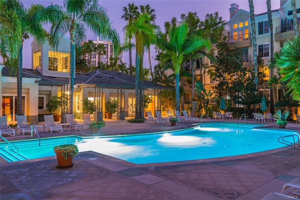 Building Photo - 2243 Martin