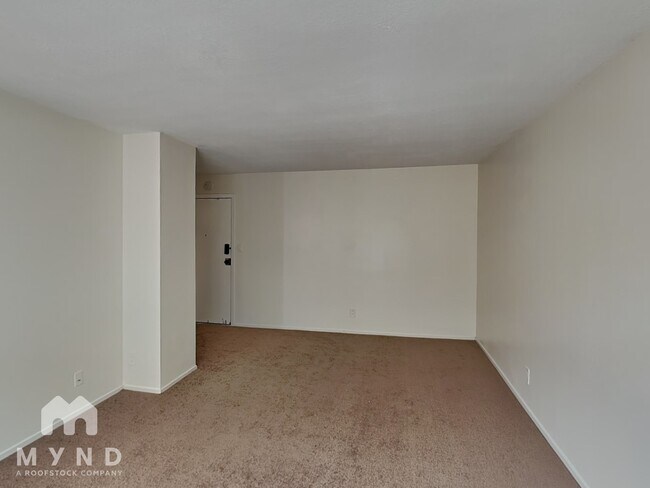 Building Photo - 240 Athol Ave