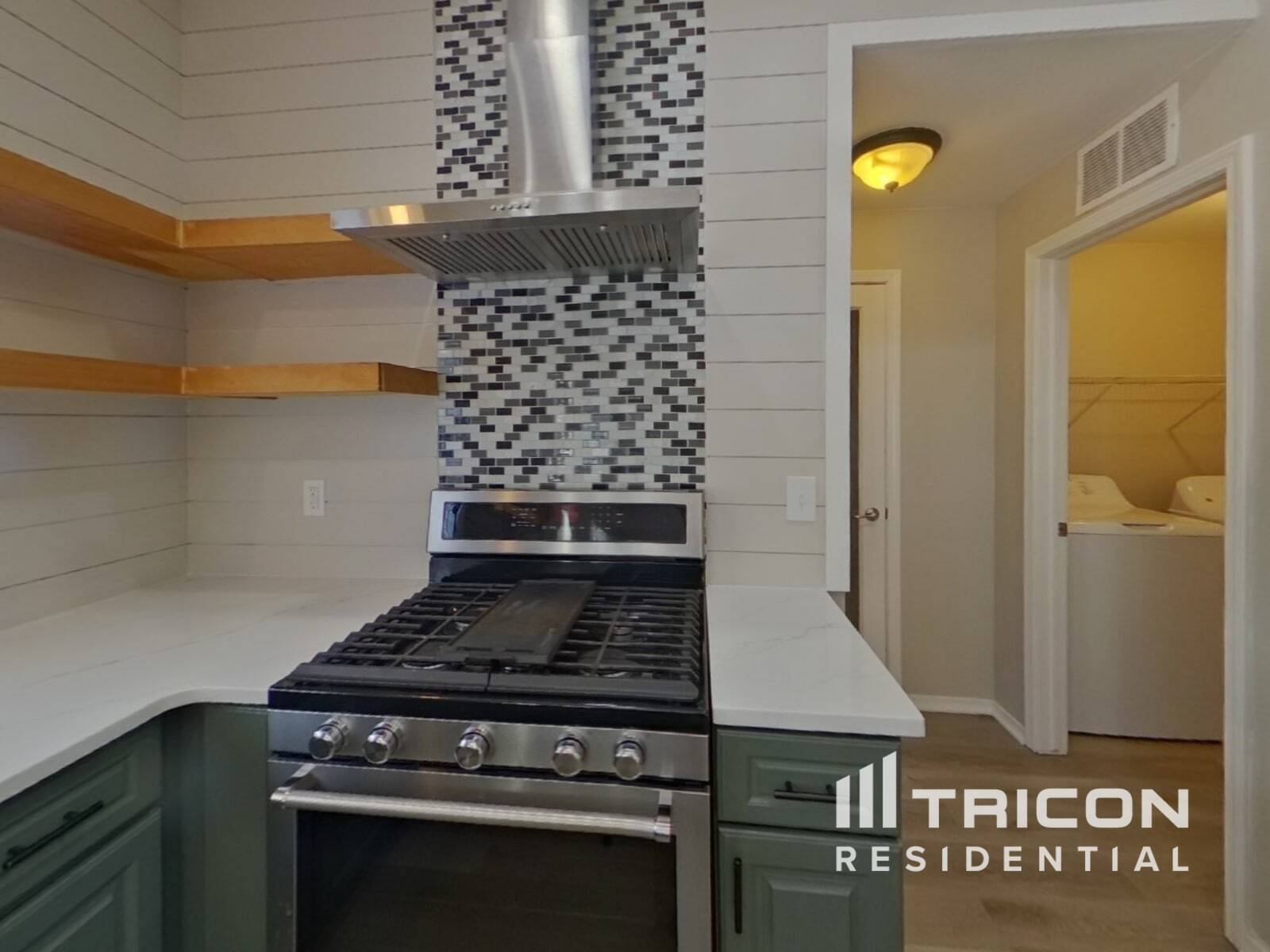 Building Photo - 6659 Silverwind Cir