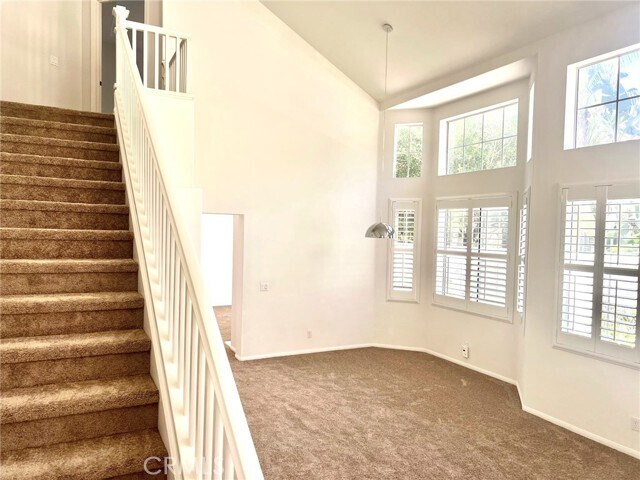 Building Photo - 29 Calvados