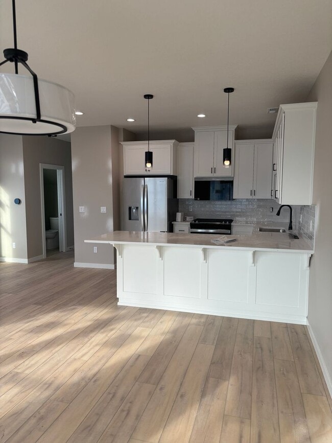 Building Photo - 3 Bedroom, 2.5 Bathroom New Build in Keizer!