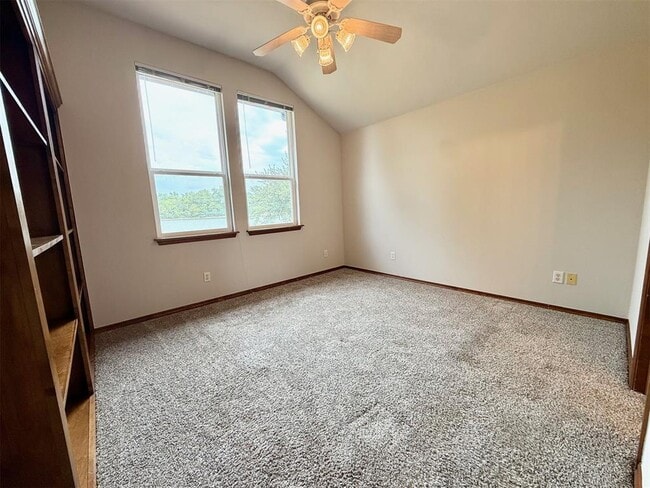 Building Photo - 2509 Arbor Dr