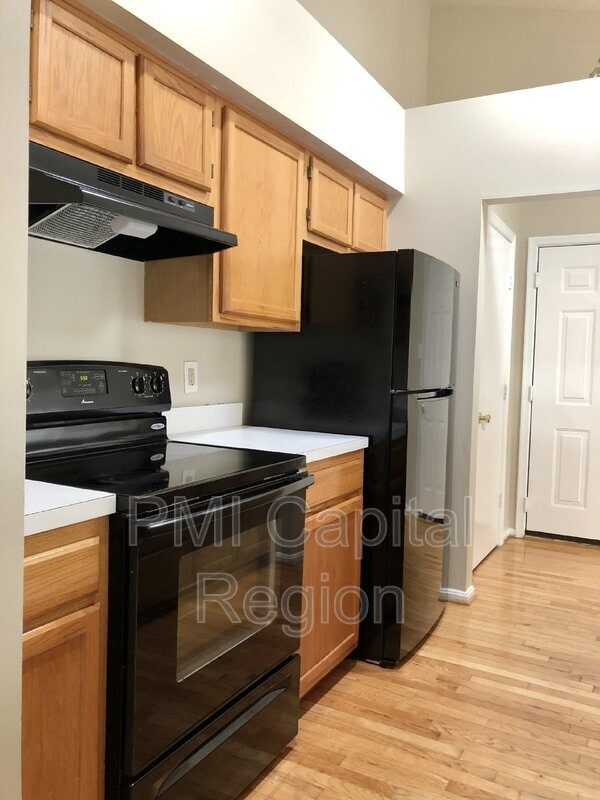 Building Photo - 2812 Clear Shot Dr