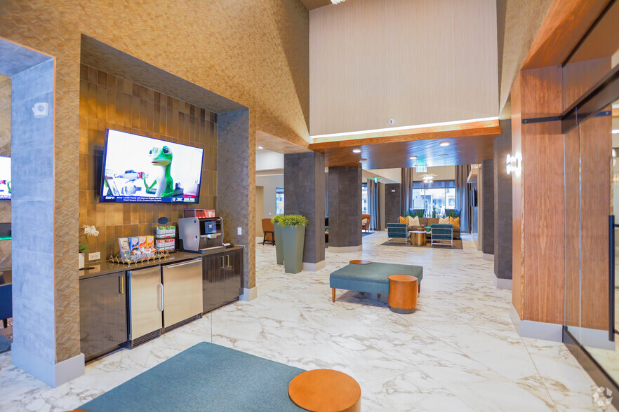 Leasing Office - Luxia Gallery House