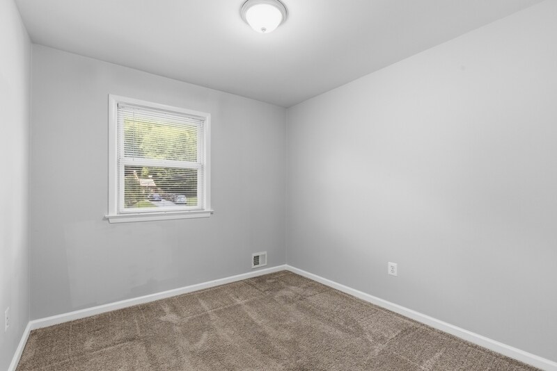 Building Photo - 3514 Cherry Valley Dr