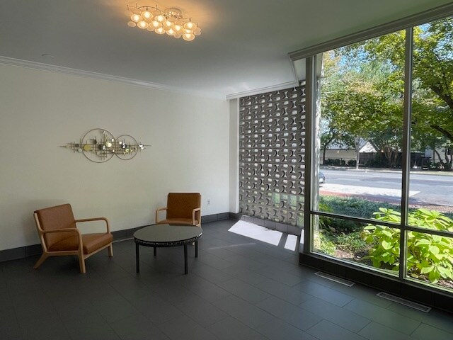 Building Photo - 2800 Wisconsin Ave