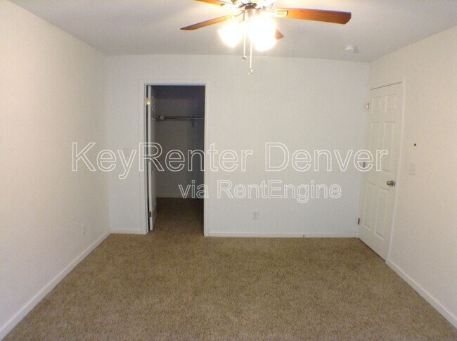 Building Photo - 8760 Corona St