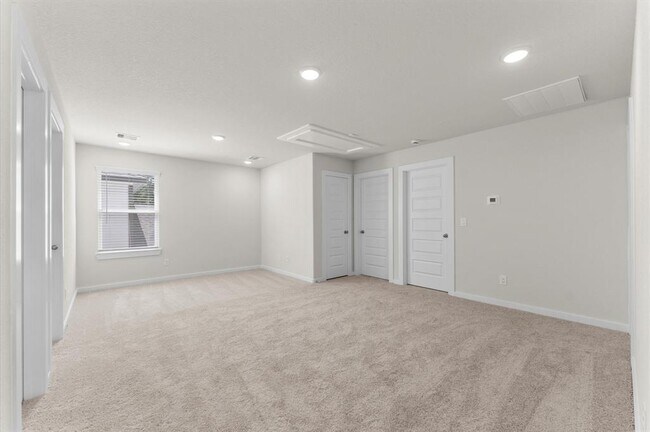 Building Photo - 8627 Blueberry Ash St