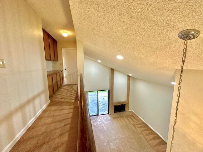 Building Photo - COMING SOON! | $3,690 / 3 BR - GORGEOUS THREE BEDROOM HOME IN PARKMONT AREA OF CENTRAL FREMONT