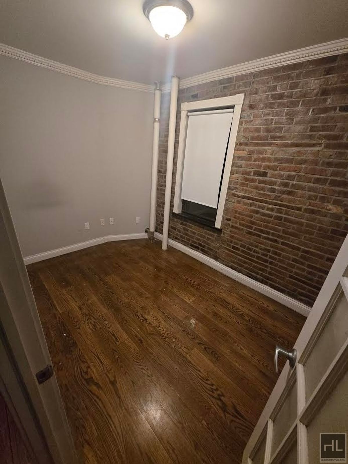 Building Photo - MULBERRY ST.