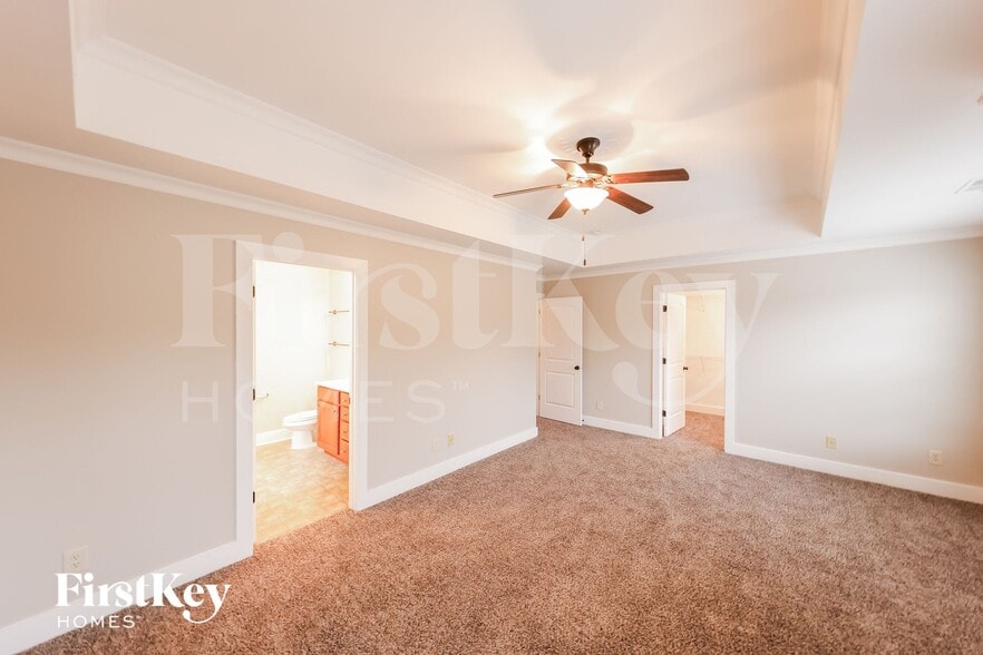 Building Photo - 256 Kingston Cir