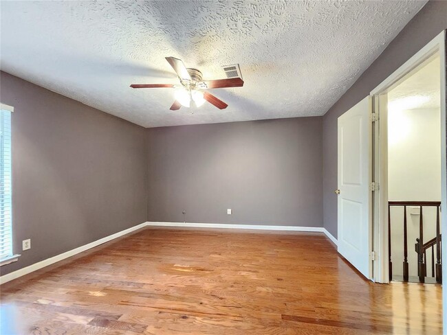 Building Photo - 12226 Beamer Rd
