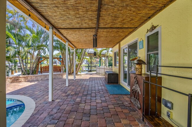 Building Photo - 491 Indian Creek Dr